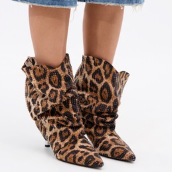 AKIRA AZALEA WANG GRIMES LEOPARD STILETTO BOOTIE Size 88 - Picture 1 of 1